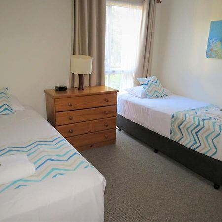 The Shores Holiday Apartments Mackay Quarto foto
